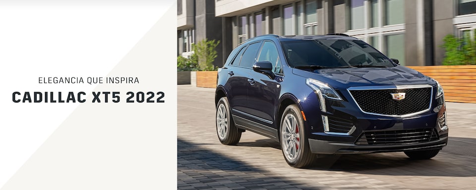 Cadillac XT5 2022, camioneta familiar con elegante y estética parrilla sport y rines en aluminio de 20 pulgadas